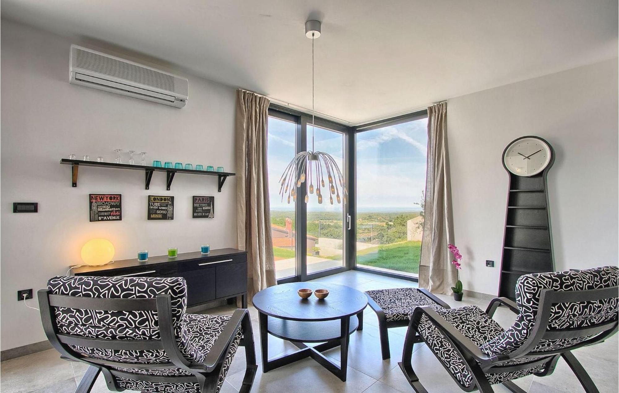 Ferienhaus Anna *